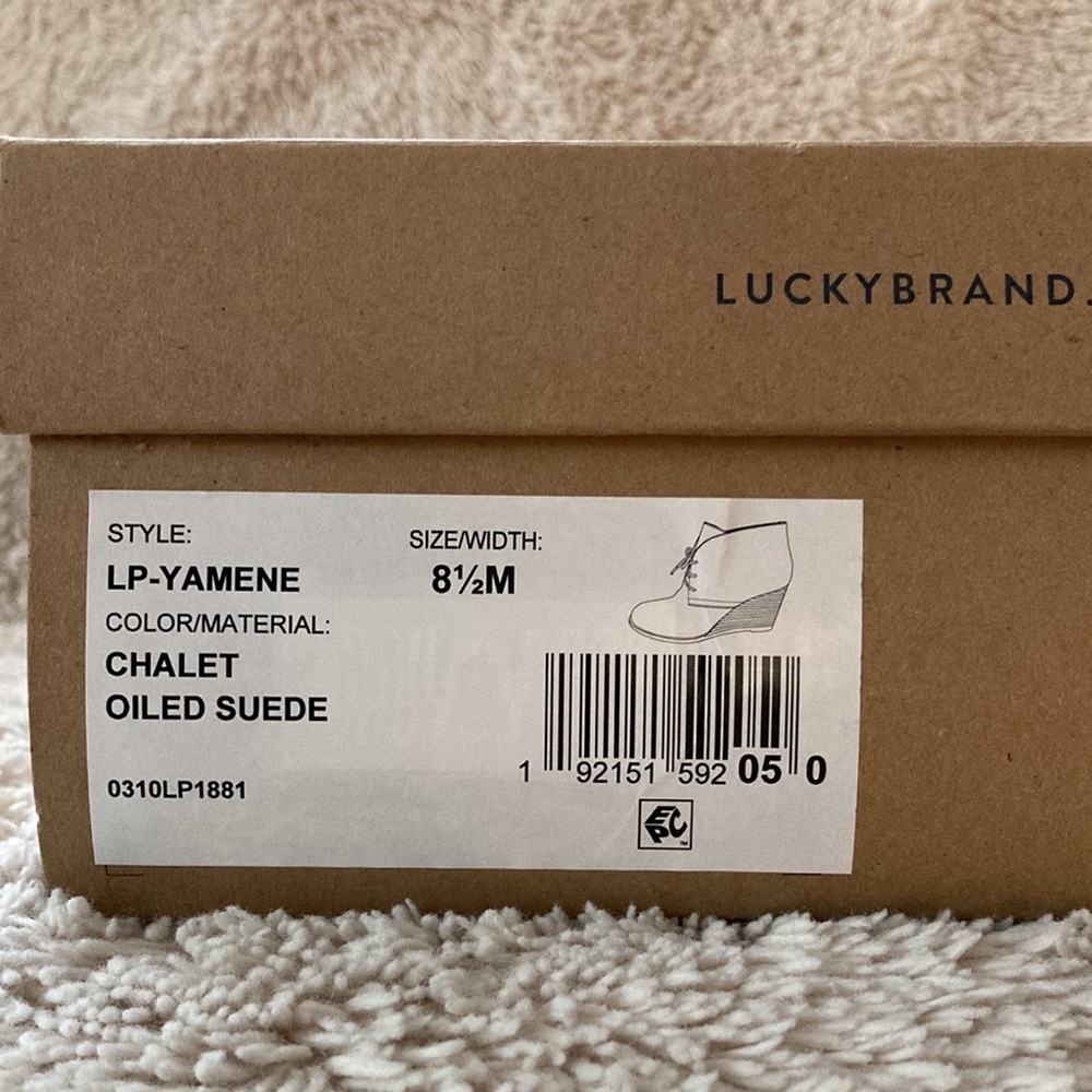Women’s Lucky Brand suede wedge shoe - Picture 6 of 7